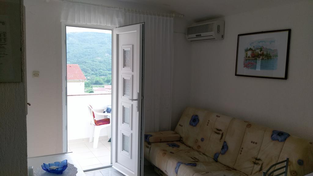 Ruza Apartmani Draga Bascanska ภายนอก รูปภาพ